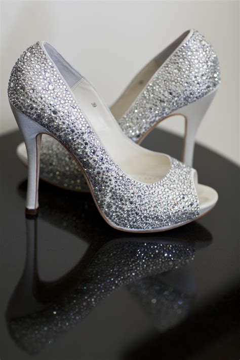 embellished shoes for wedding.